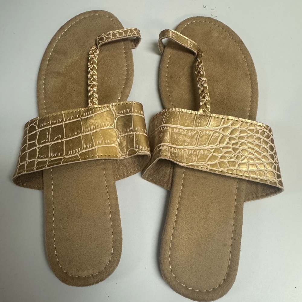 Avon Spice Market Sandals Size 8 New Without Tags